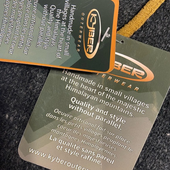 Kyber Wool Zip-up Coat A Symetrical ....Grey Multi coloured - Picture 4 of 8